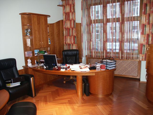 Büro 1